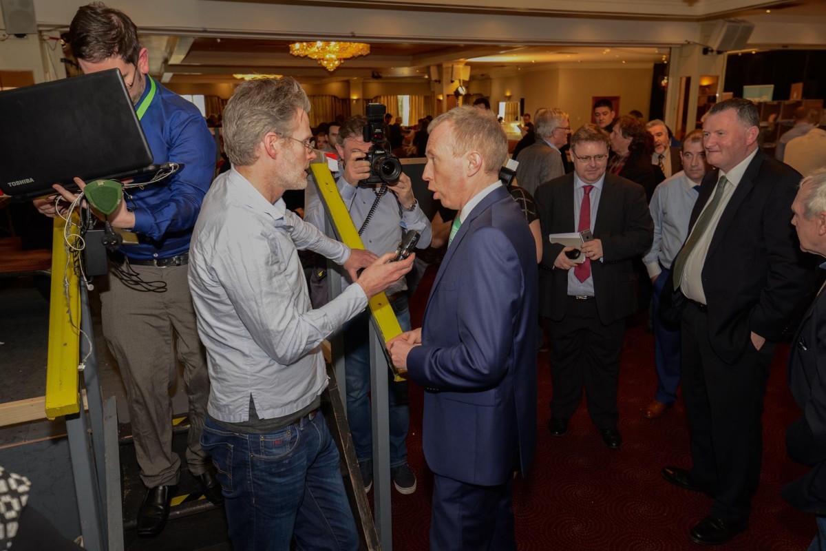 Timmy Dooley talking to Joe Ó Muircheartaigh. Picture: Eugene McCafferty