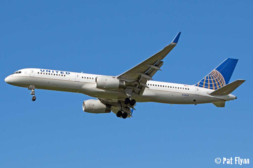 United Airlines Boeing 757