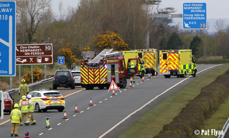 One hospitalised after M18 collision