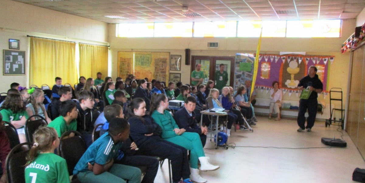 Students of Scoil Chríost Rí participate in a Cycling Awareness Programme for students provided by Clare County Council, HSE and An Garda Síochána as part of Bike Week 2016.