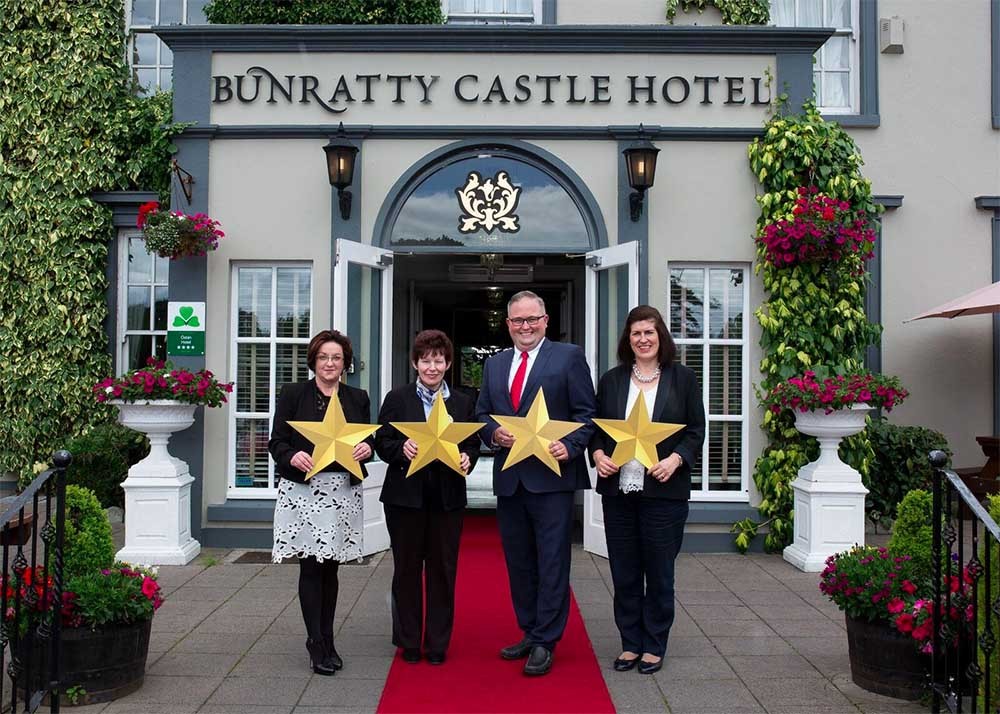 Bunratty Castle Hotel stars 1