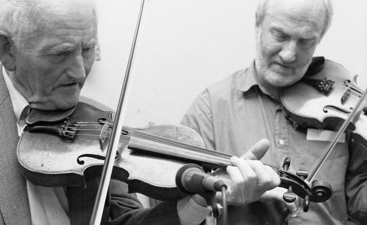 Joe Ryan and John Kelly Jnr, photo by Peter Laban.