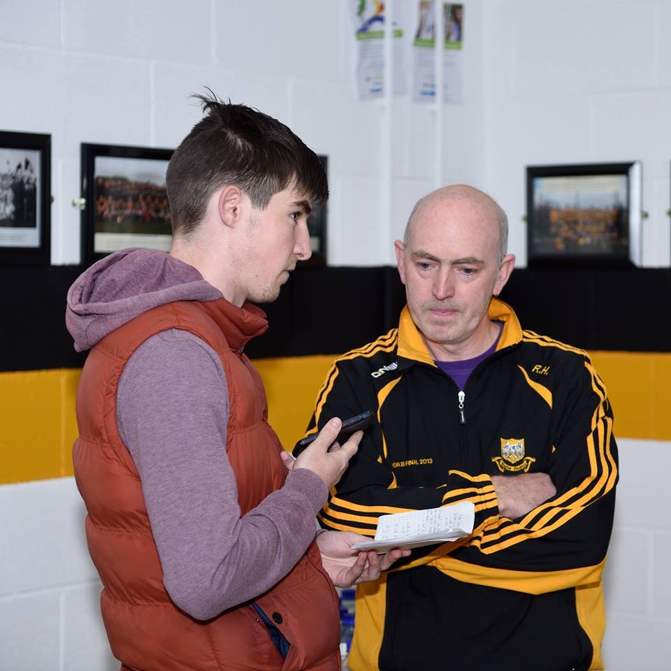 Robbie Hogan speaking with Jamesy McConigley. Pic: Martin Connolly