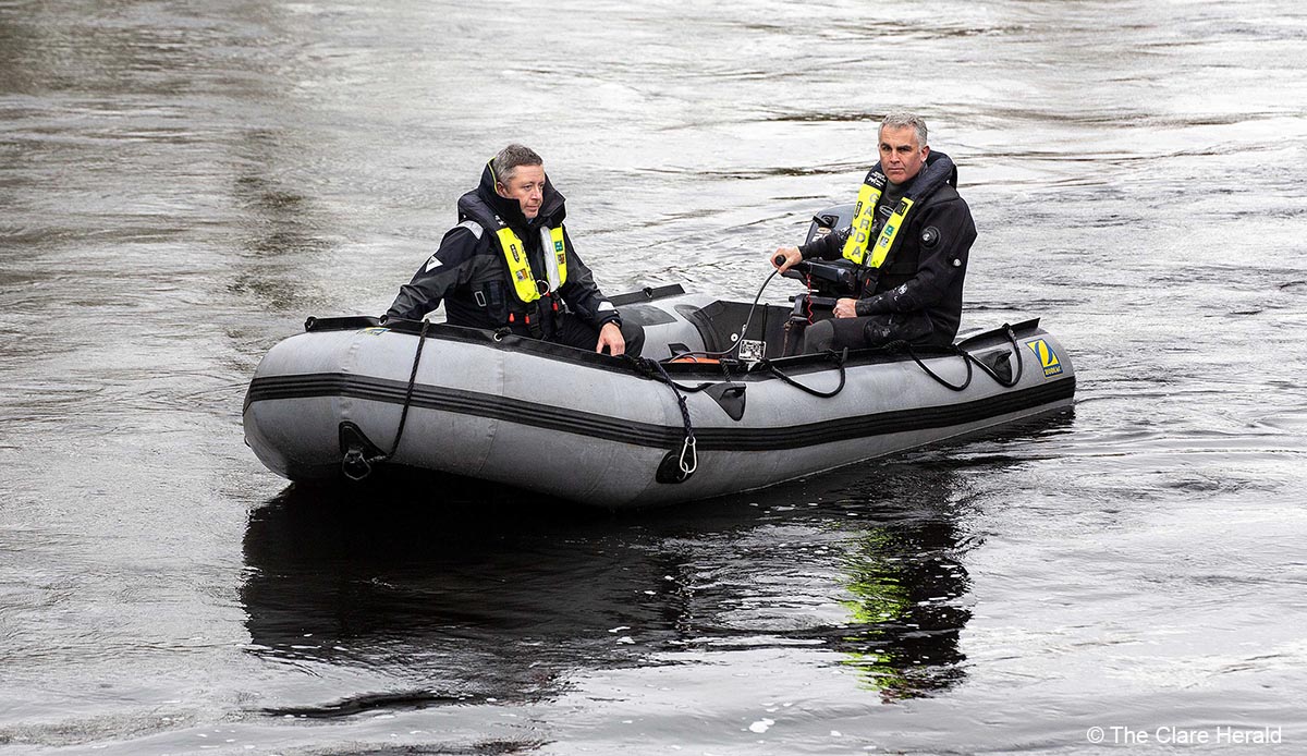 Garda divers join Ennis river search
