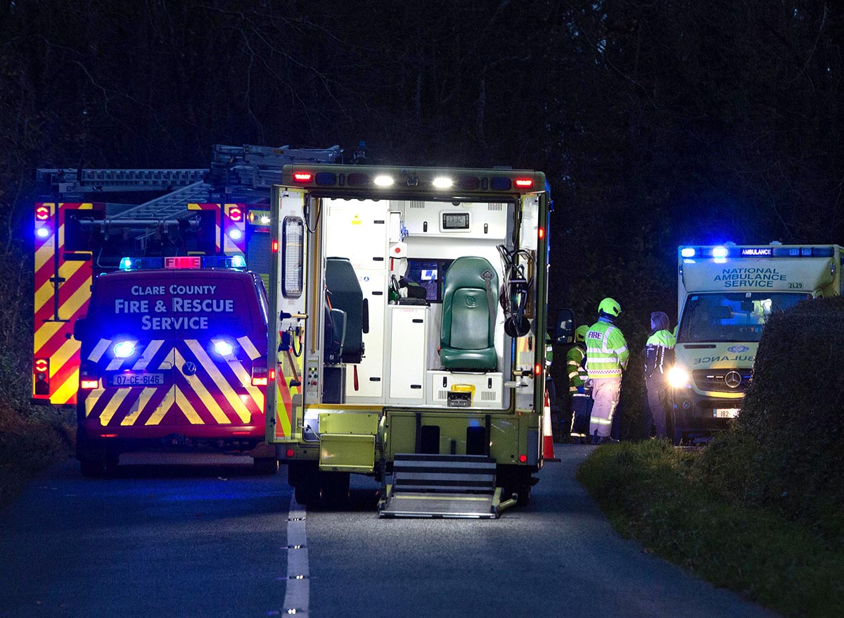Two injured in single-vehicle crash in South Clare