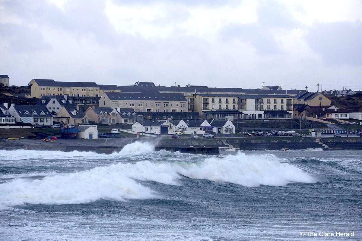 Second wind warning this week issued for Clare