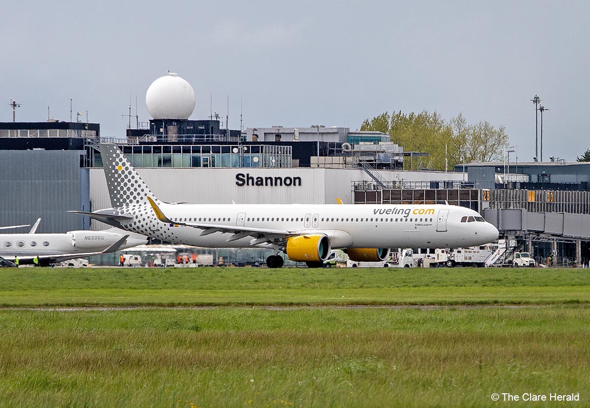 Vueling to axe Shannon to Paris service