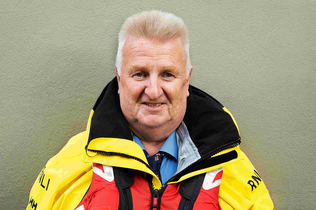 Aran Islands RNLI Coxswain John retires after 21 years