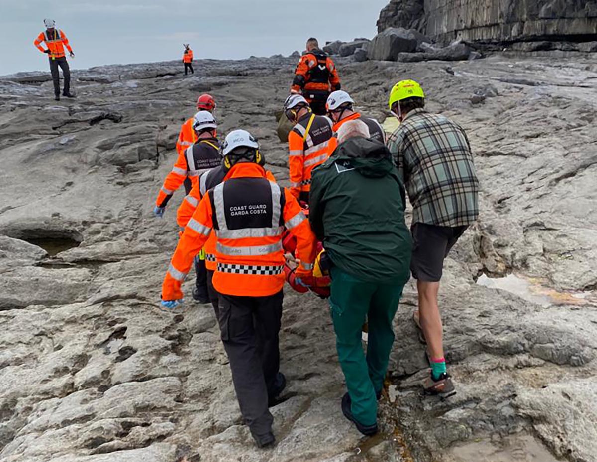 Man airlifted to hospital after climbing accident