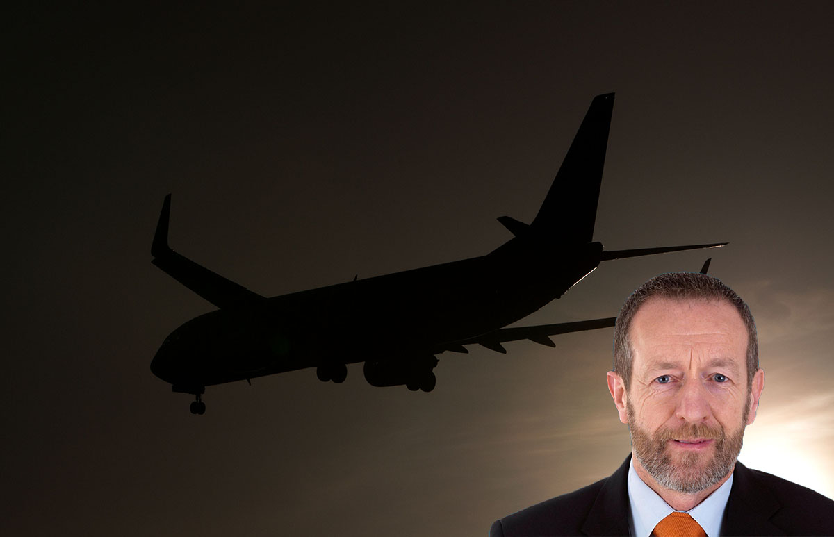 Kelly supports move to end hidden airline baggage fees