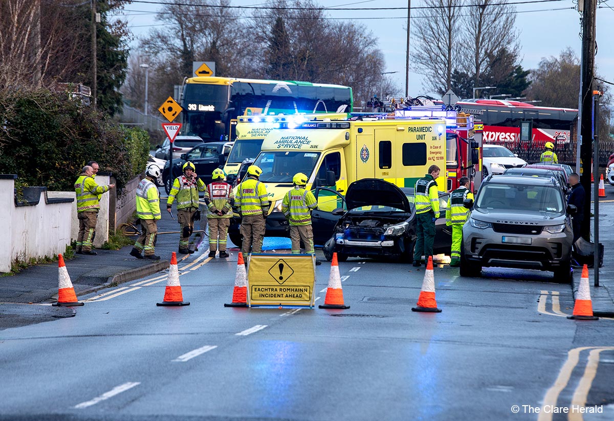 One person hospitalised after Ennis road collision
