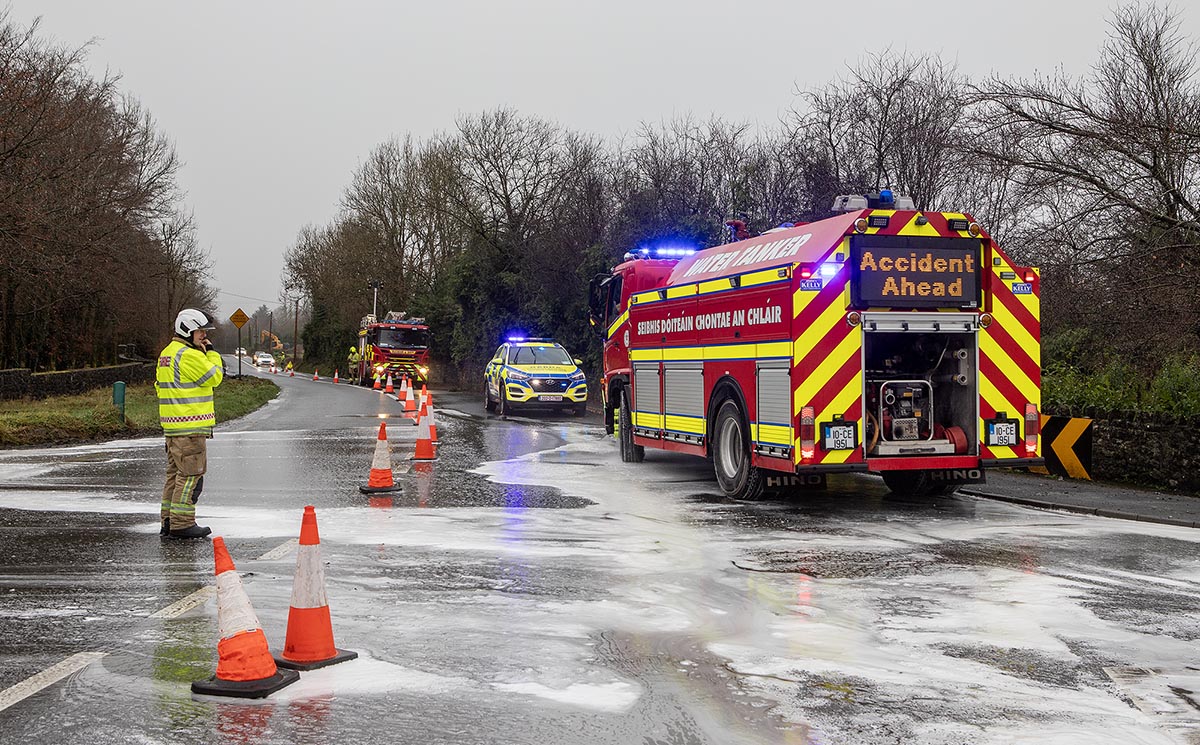 One person hospitalised after R469 collision