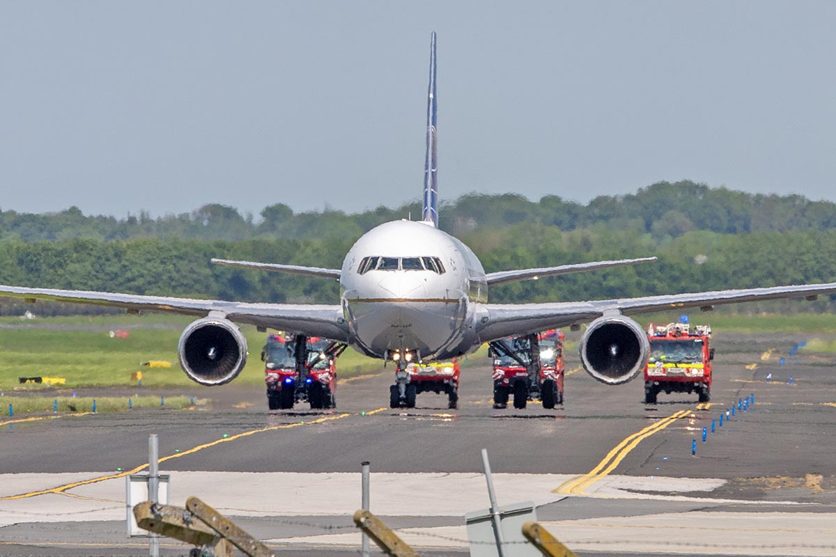 Flight grounded by stray laptop resumes journey