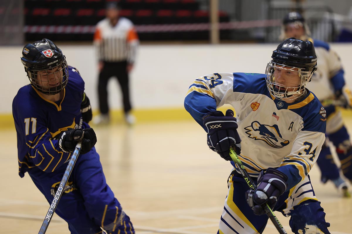 Clare Badgers triumph in Hockey Championships