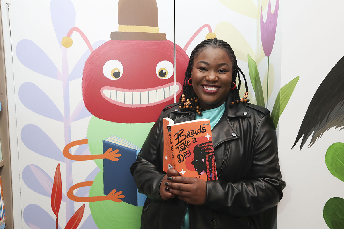 Clare author launches reading guide for children