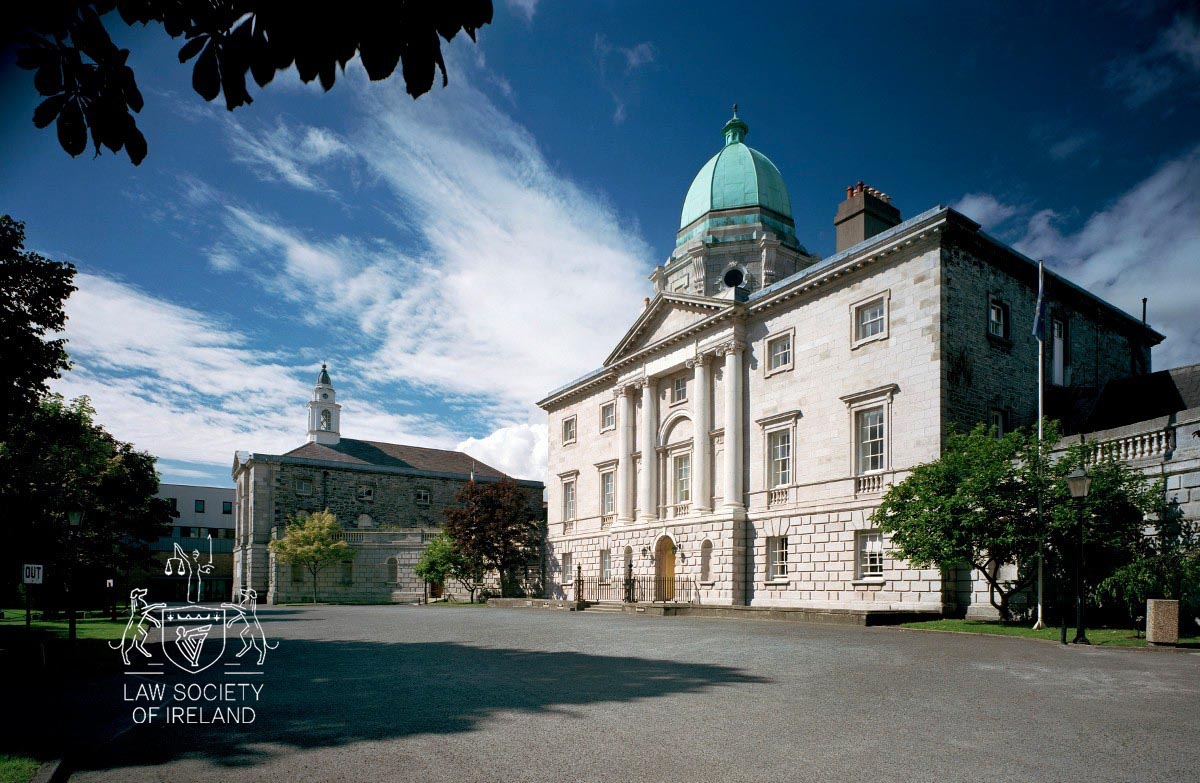 Applications open for Solicitors of the Future programme