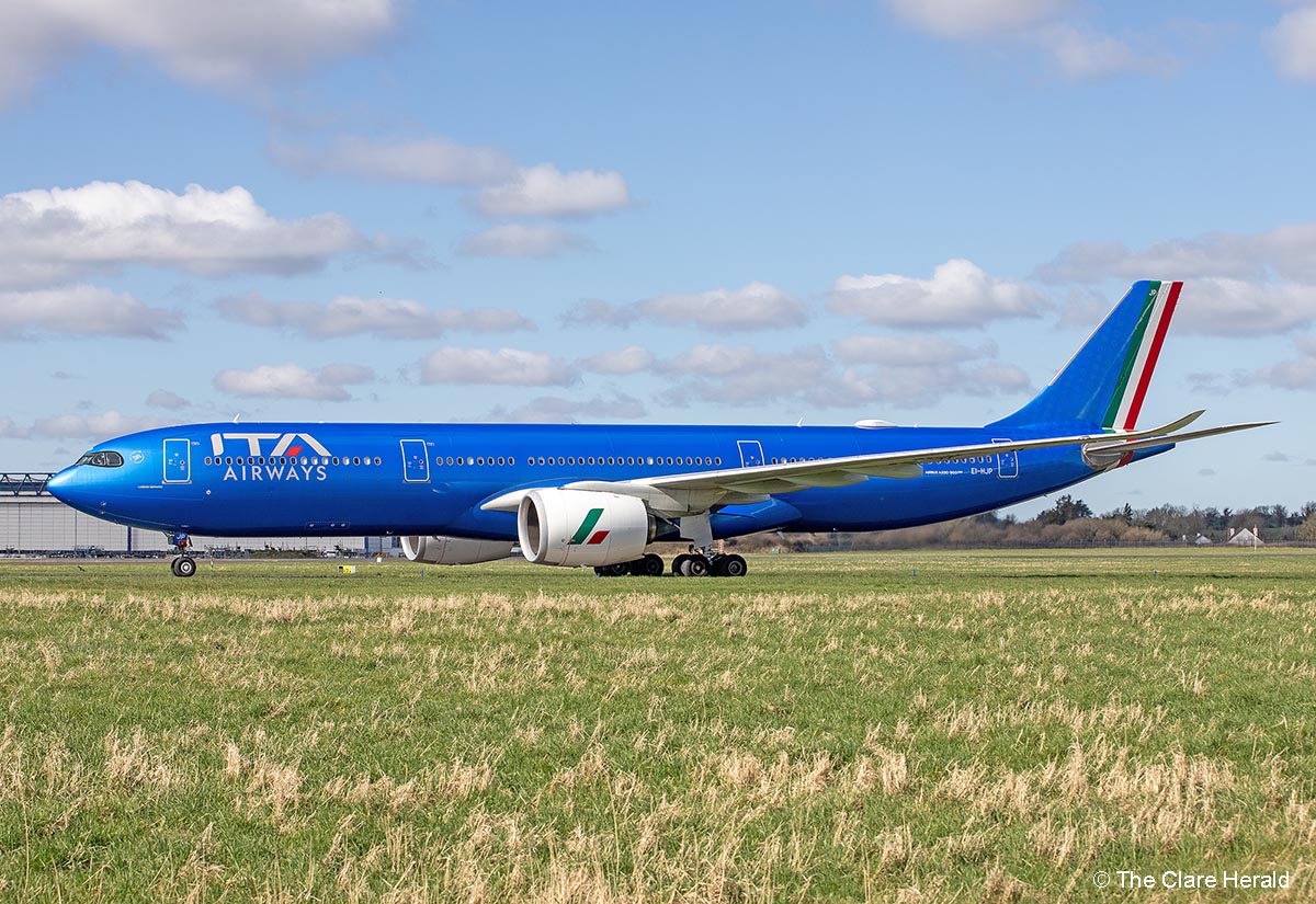 Woman recovering in hospital after flight diverts to Shannon
