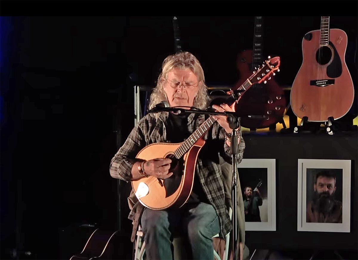 Final song from late Cyril O’Donoghue launch on Clare FM