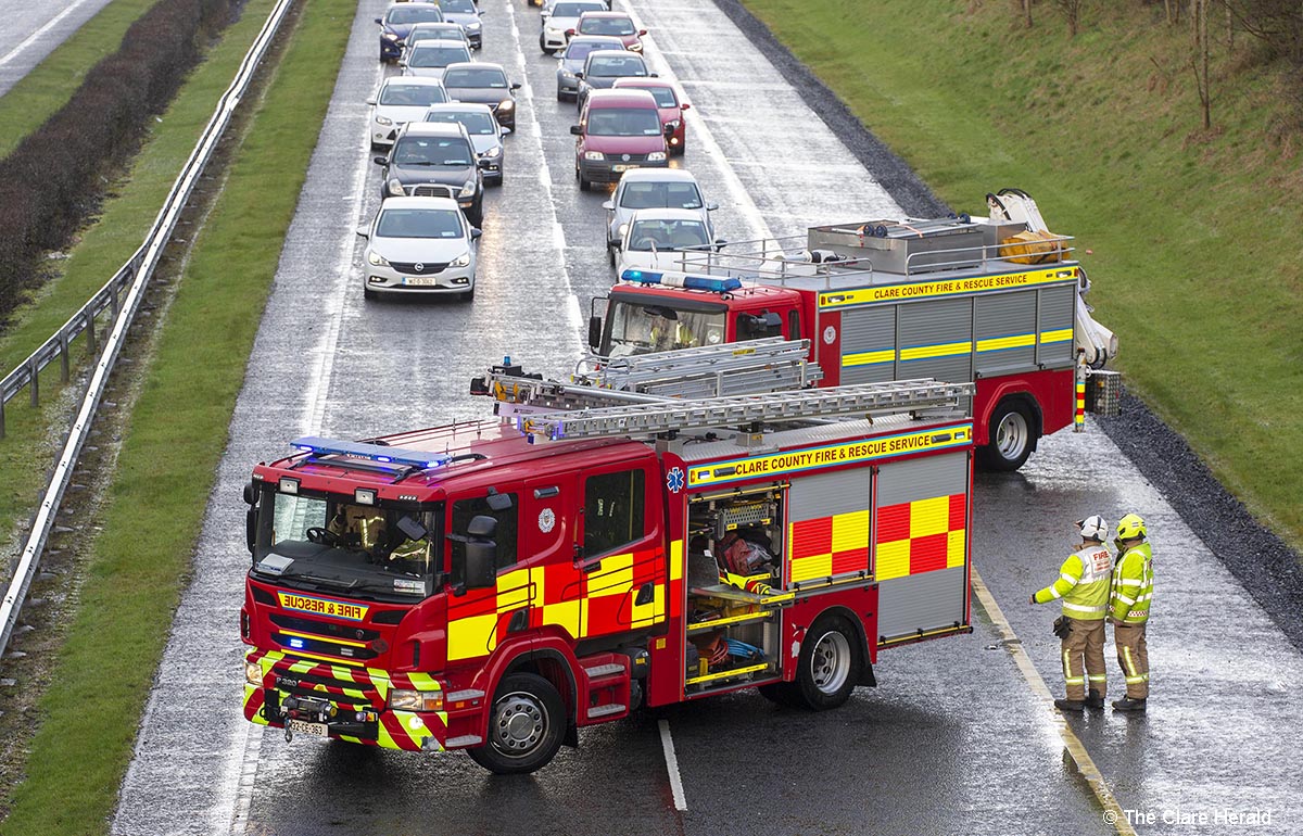 Emergency services deal with multi-vehicle collision on N18