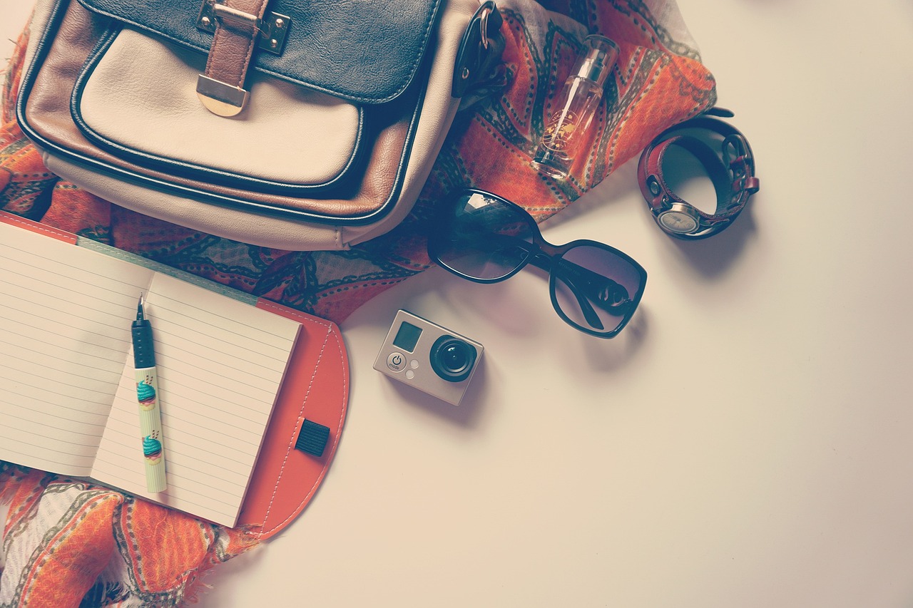 Last-Minute Packing and Travel Tips for Couples
