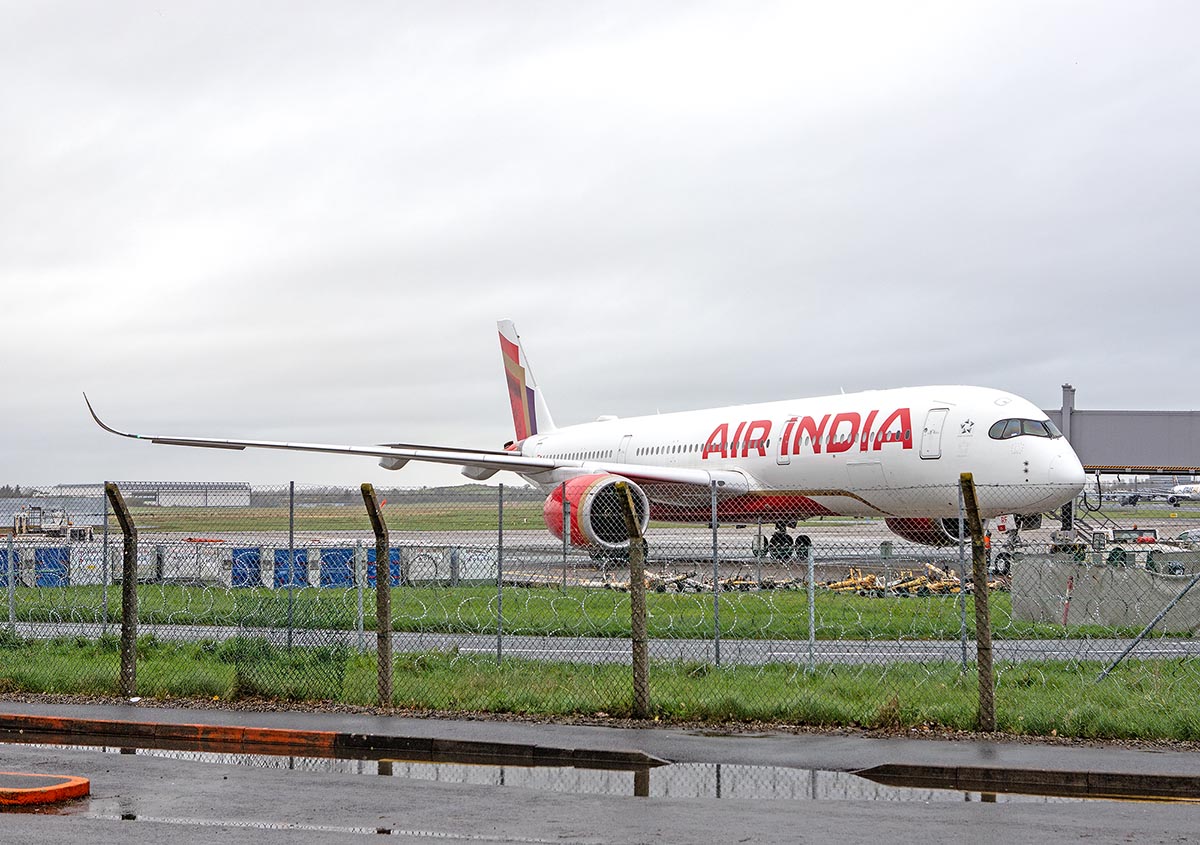 Replacement aircraft sent for stranded Air India passengers at Shannon