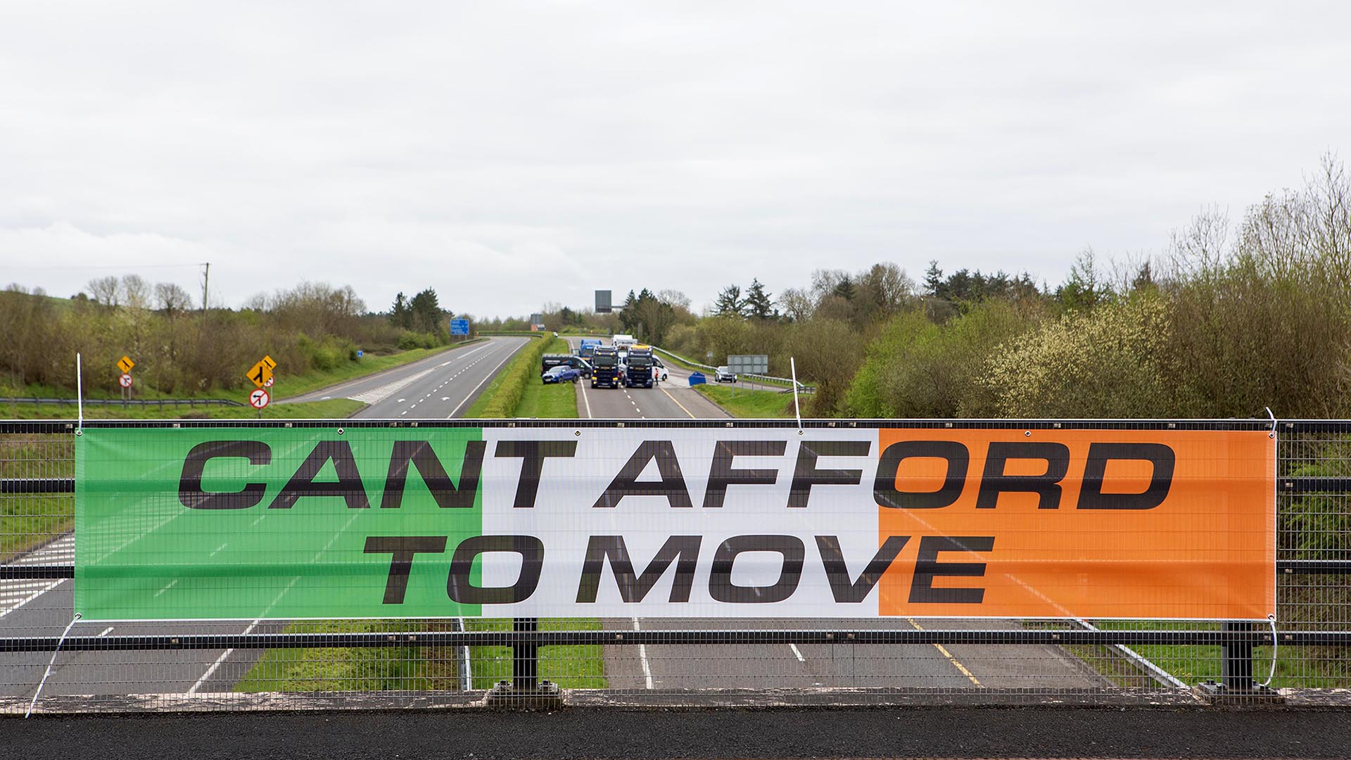 Government announces over €500m emergency package