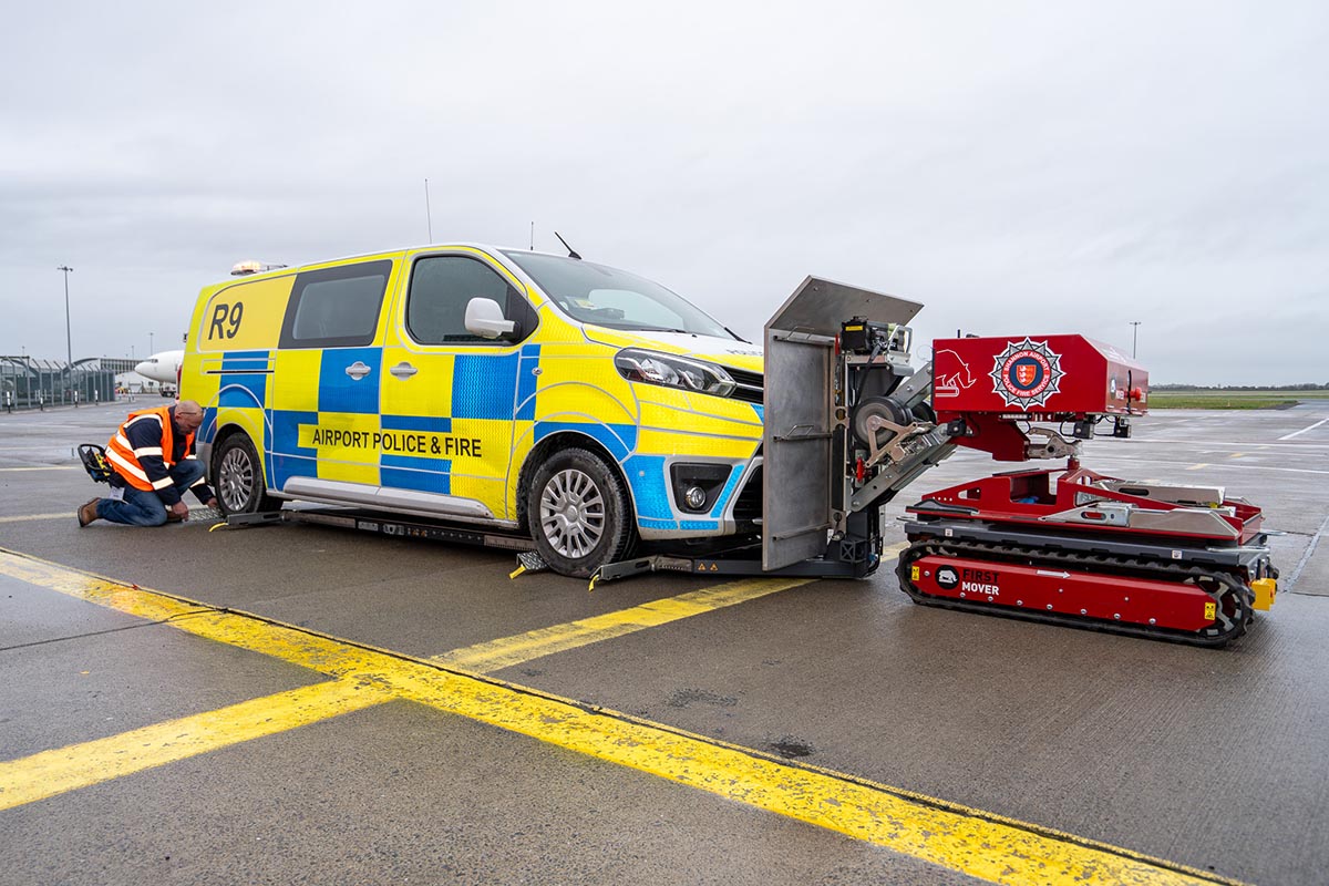 Shannon first airport to introduce an electric vehicle handling unit