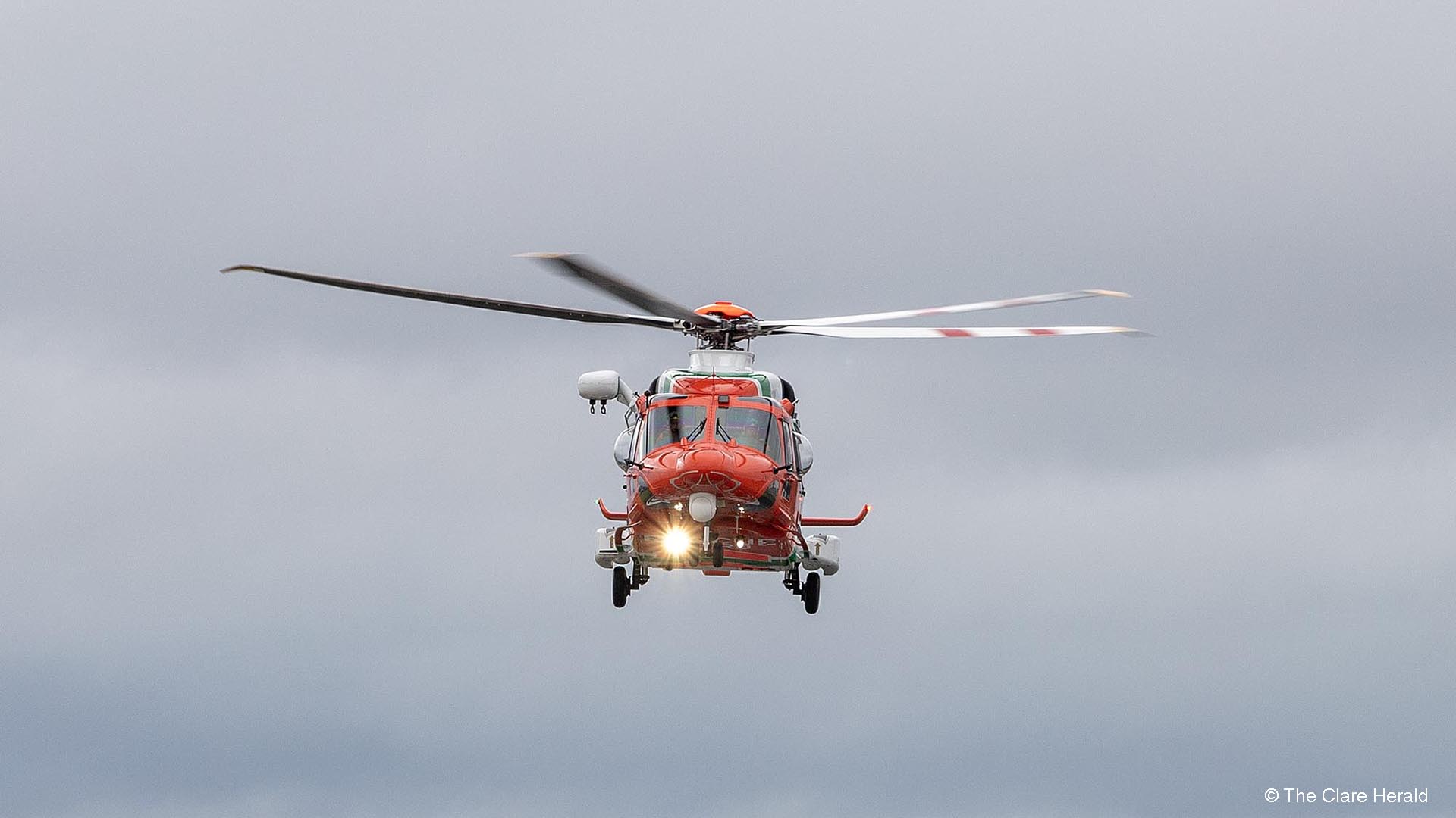Hill climber airlifted to hospital after Burren fall