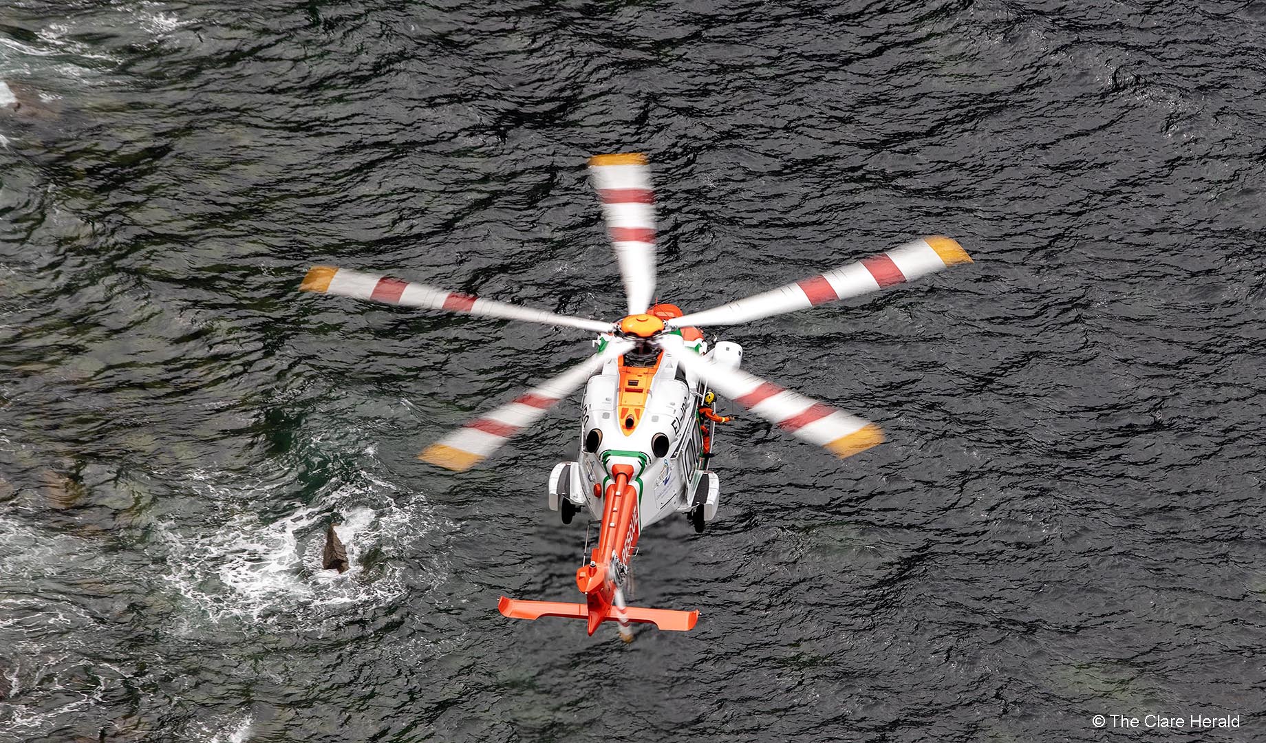 Rescue 115 crew completes medical evacuation from trawler
